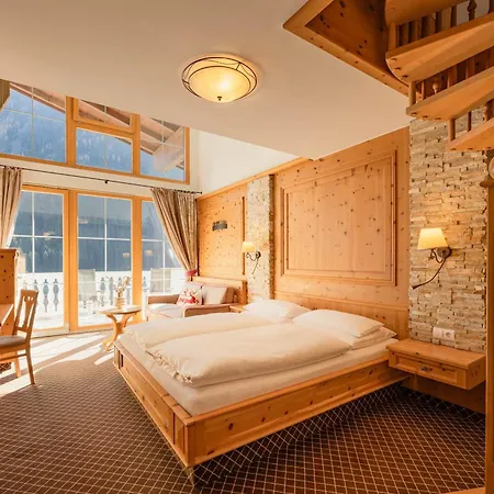 Hotel Alpenhotel Kindl 4*