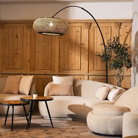 Отель Familotel Kindl Нойштифт-им-Штубайталь