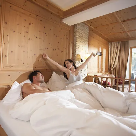 Отель Familotel Kindl 4*