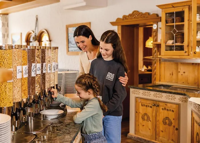 Ξενοδοχείο Familotel Kindl 4*