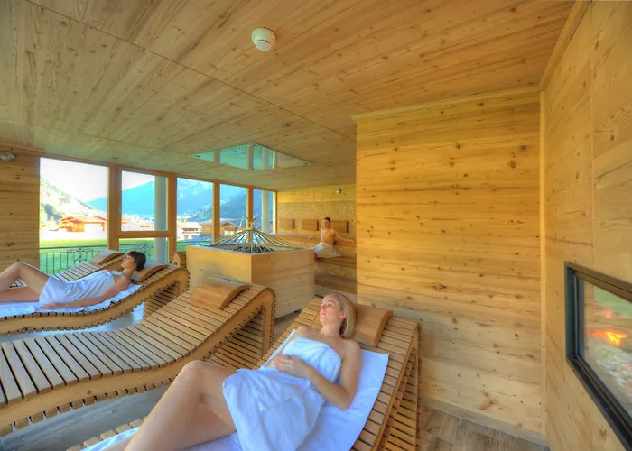 Familotel Kindl 4* ノイシュティフト・イム・シュトゥーバイタール