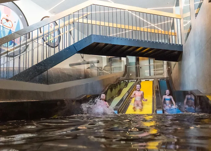 ホテル Familotel Kindl